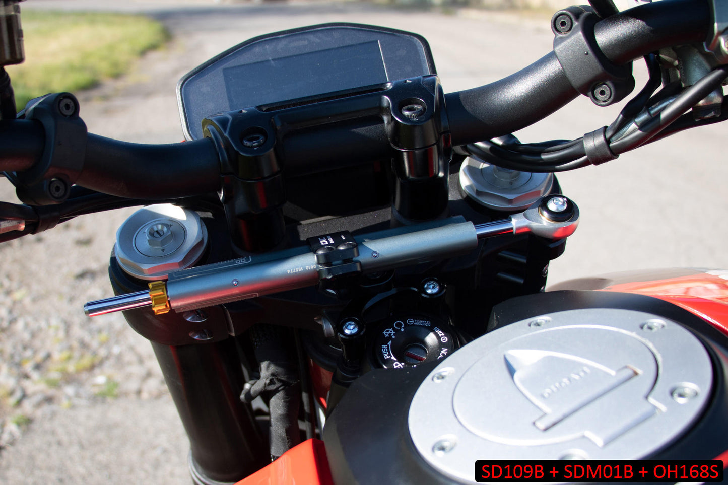 CNC Racing Steering damper kit Ducati Hypermotard 950 / SP (2019-)